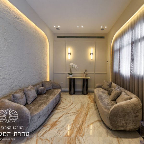 gallery picture